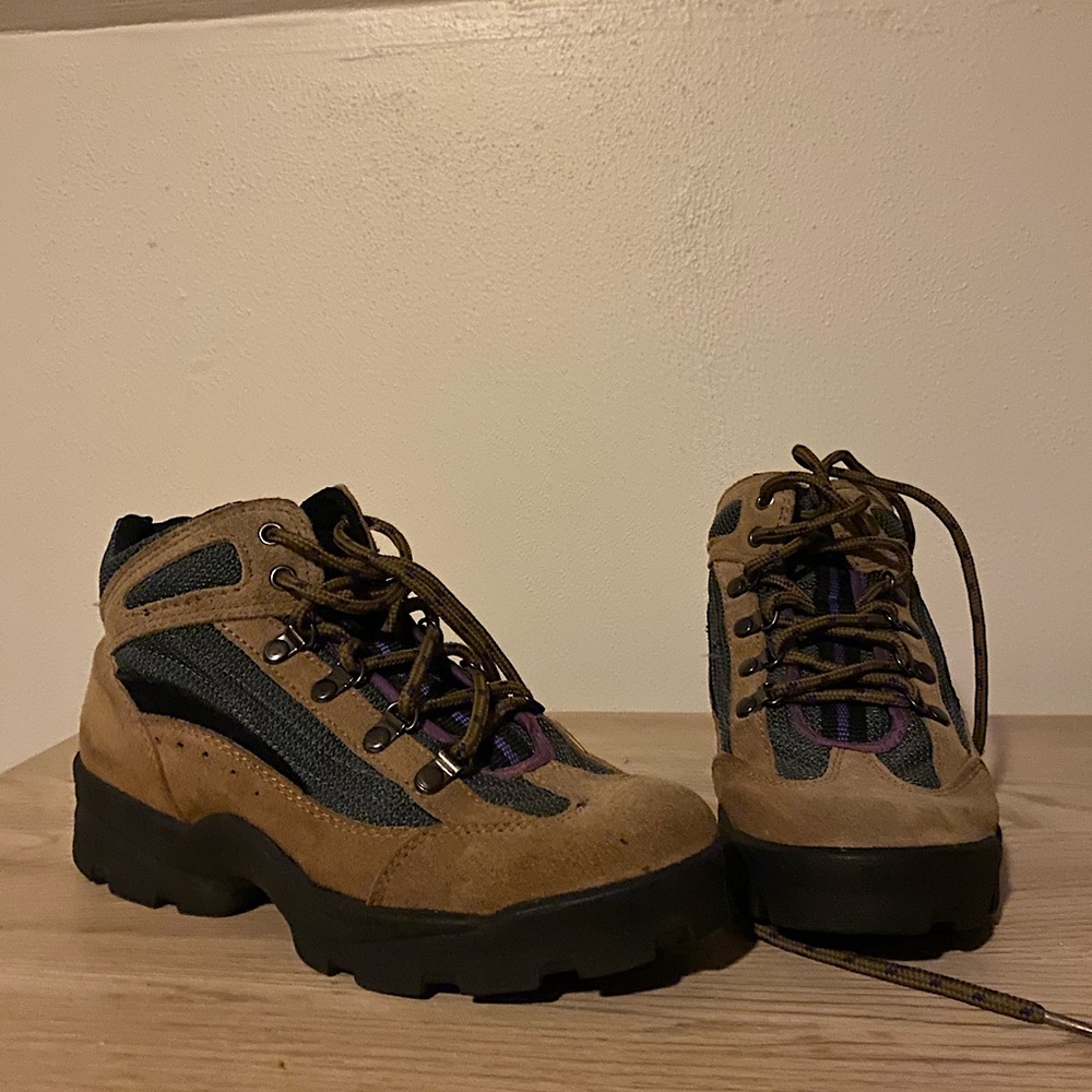 Vintage Hiking Boots 6.5 Women’s